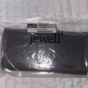 Jewell Scene Stealer in. “City Heels”Clutch Wallet with crossbody  beaded chain